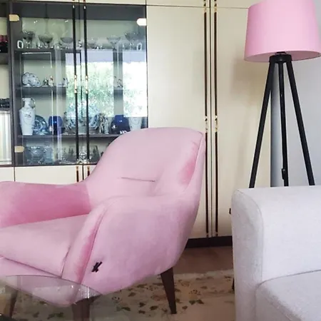 Tango 4 Lux Διαμέρισμα